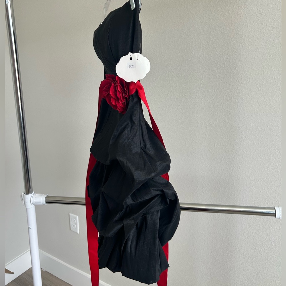 Elegant Black Strapless Cocktail Dress with Red Accents – Size M